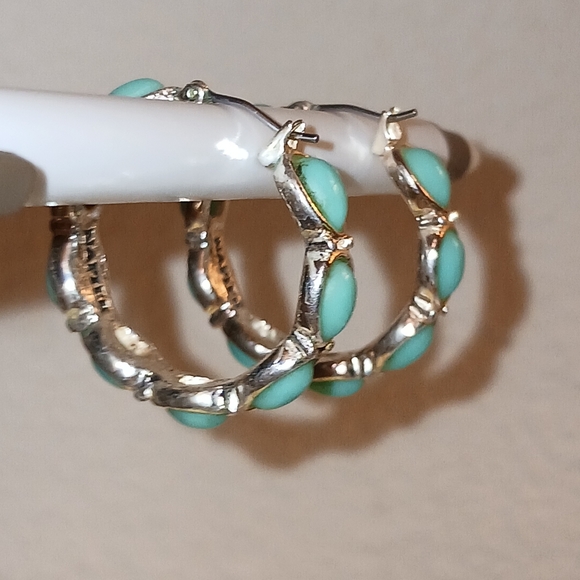 Vintage Napier Earrings Silvertone with Blue Green Stones - Picture 16 of 16